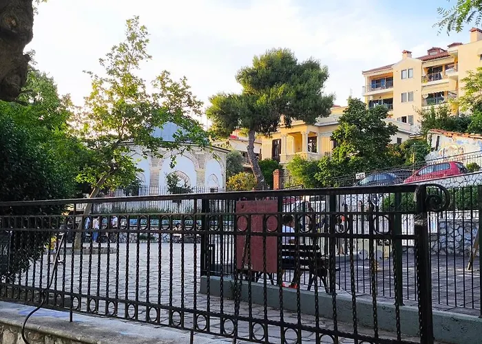 Funkyflatgr Θεσσαλονίκη